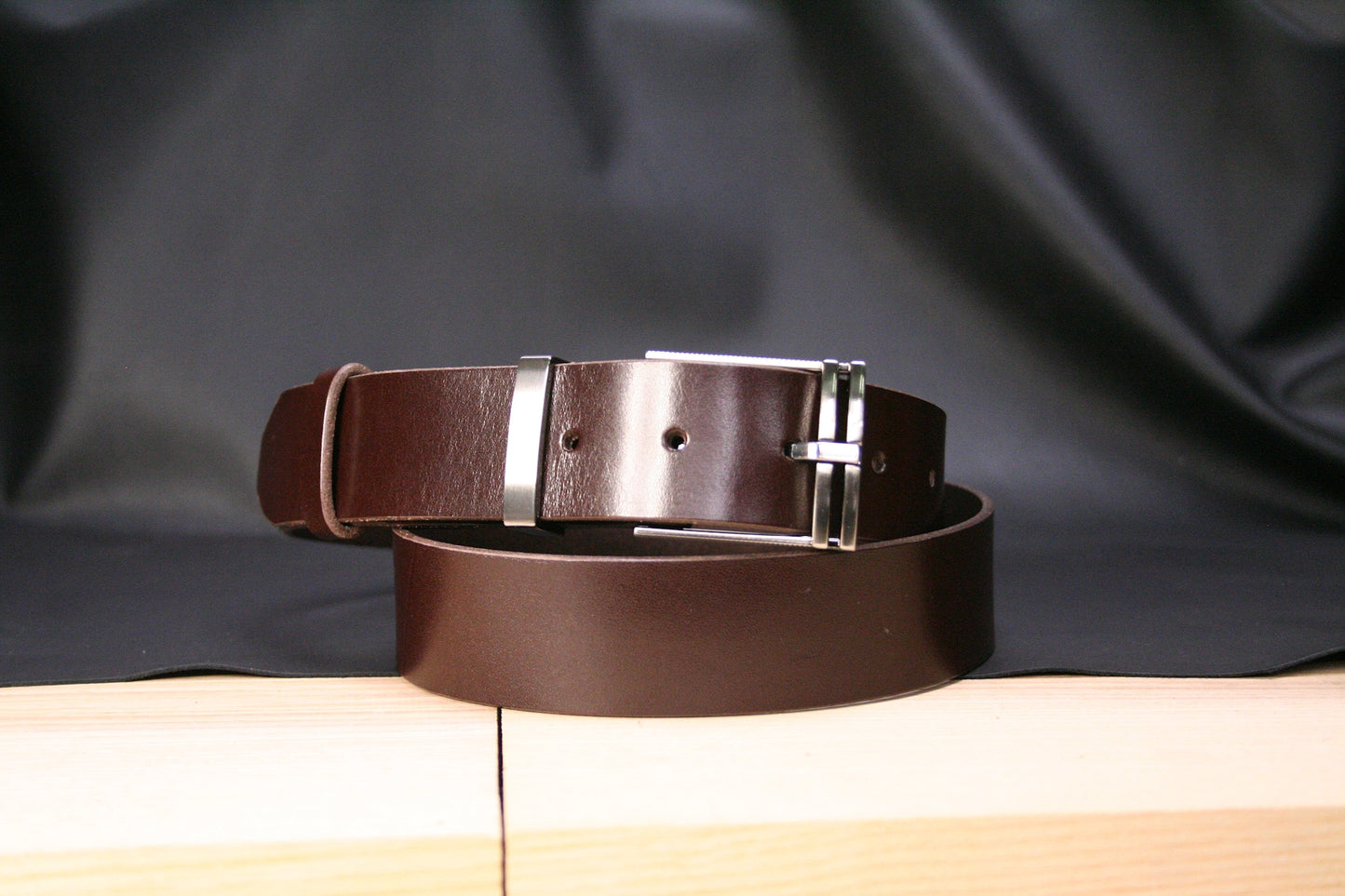 Ceinture en cuir véritable marron – Un cuir pleine fleur sélectionné pour sa qualité et sa durabilité